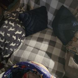 Ashley Twin Recliner Loveseat 