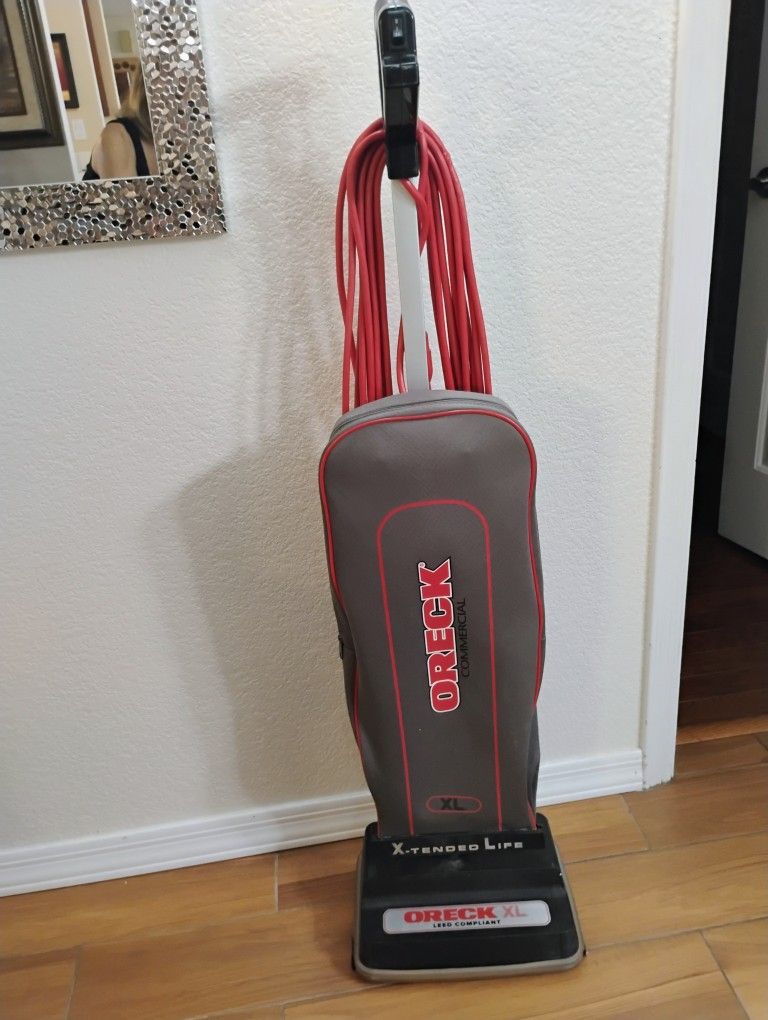 Oreck XL Vacuum 