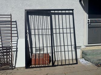 Free metal - iron
