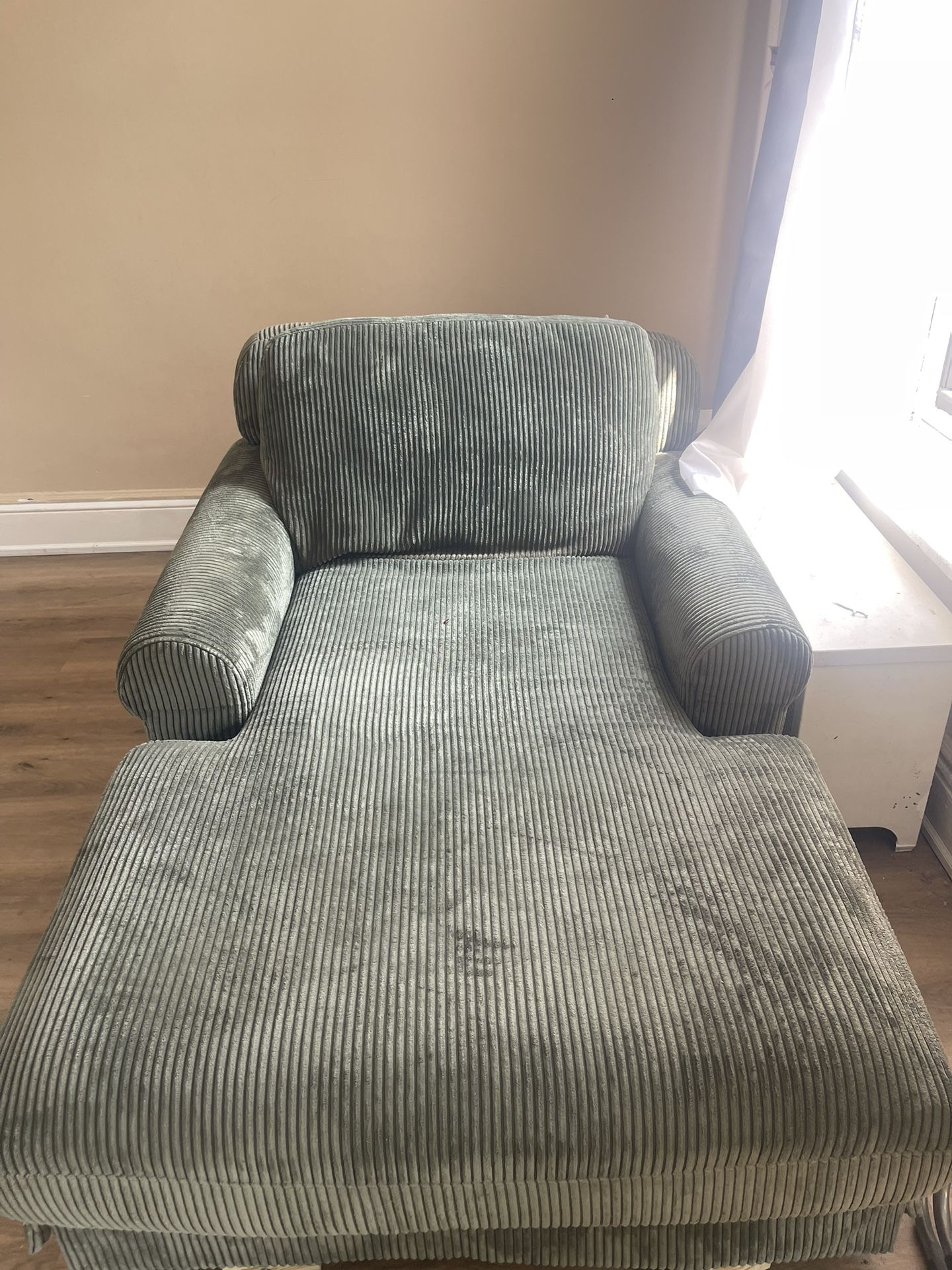 FREE Lounge/Futon