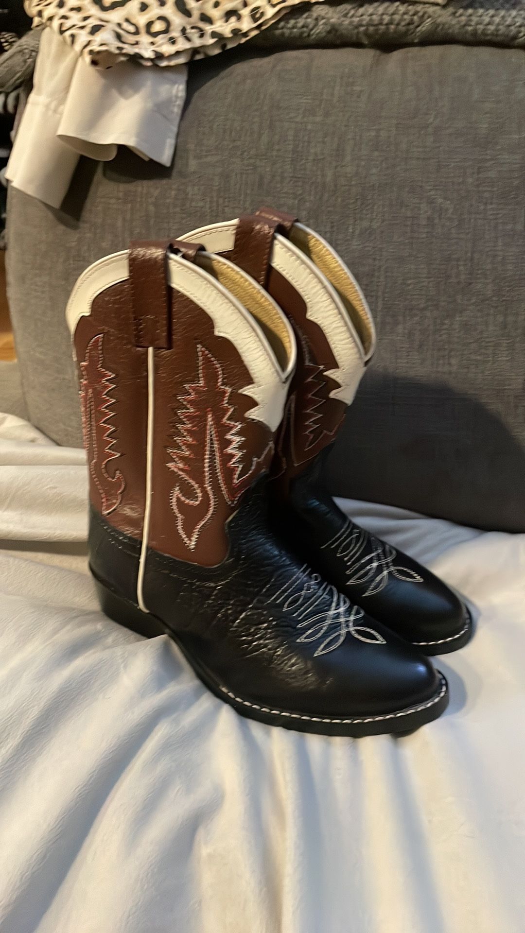 Tony Lama Black Bullhide Cowboy Boots Size 2.5