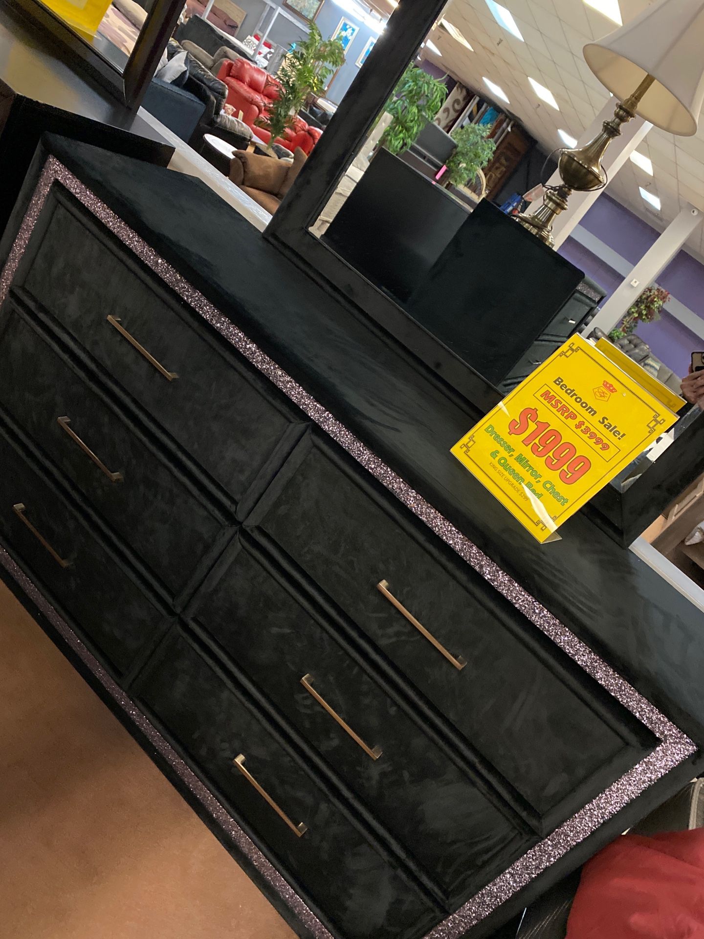Dresser with mirror Brand new in box Velvet