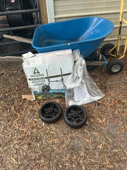 Brand new kayak carrier still in box