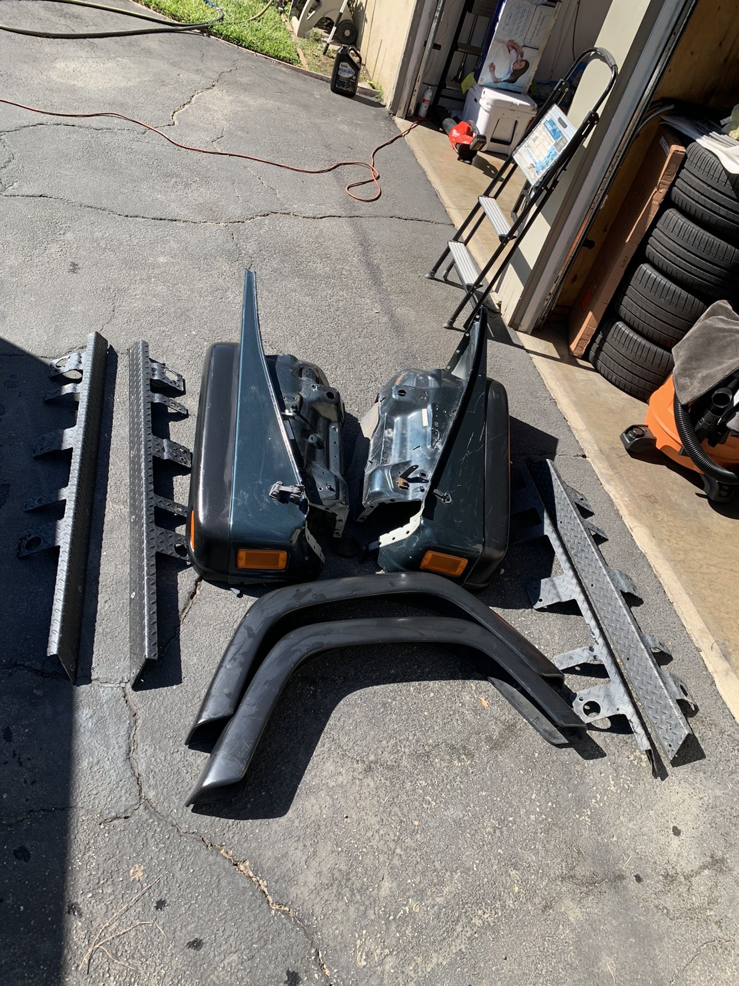 Jeep OEM TJ, LJ 97-06 Rubicon Fenders , Fender Flares, 2 Sets of Oem Rock Gaurds LJ and TJ