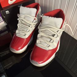 Jordan 11 Cherrys 