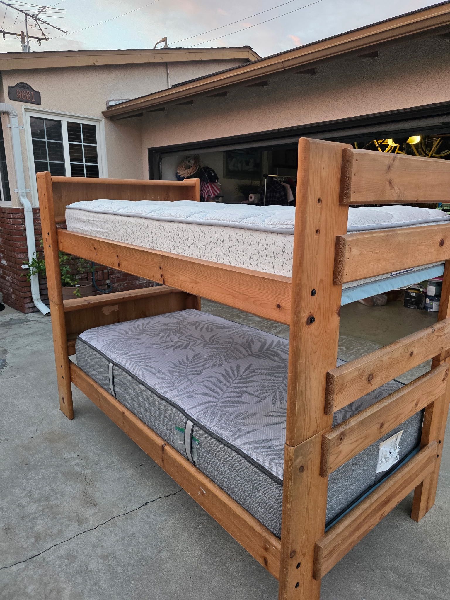 REAL WOOD Twin Bunk beds