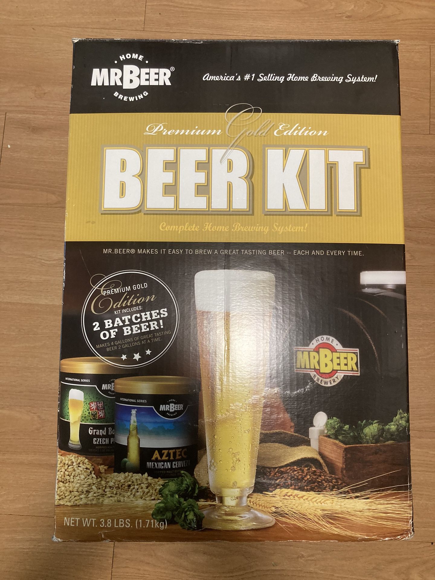 Mr Beer Premium Gold Edition Beer Kit.. New!!