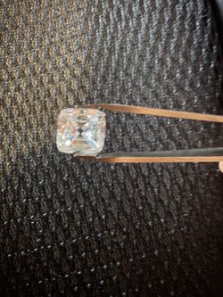 6 ct lab grown diamond. IGI certified