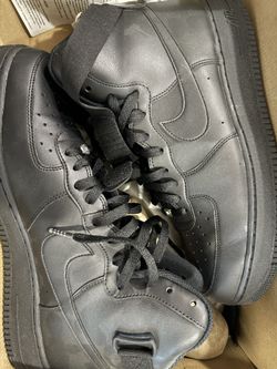 Air Force 1/ Black/ Size 12M
