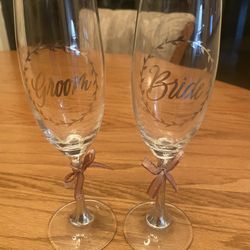 Bride And Groom Flutes