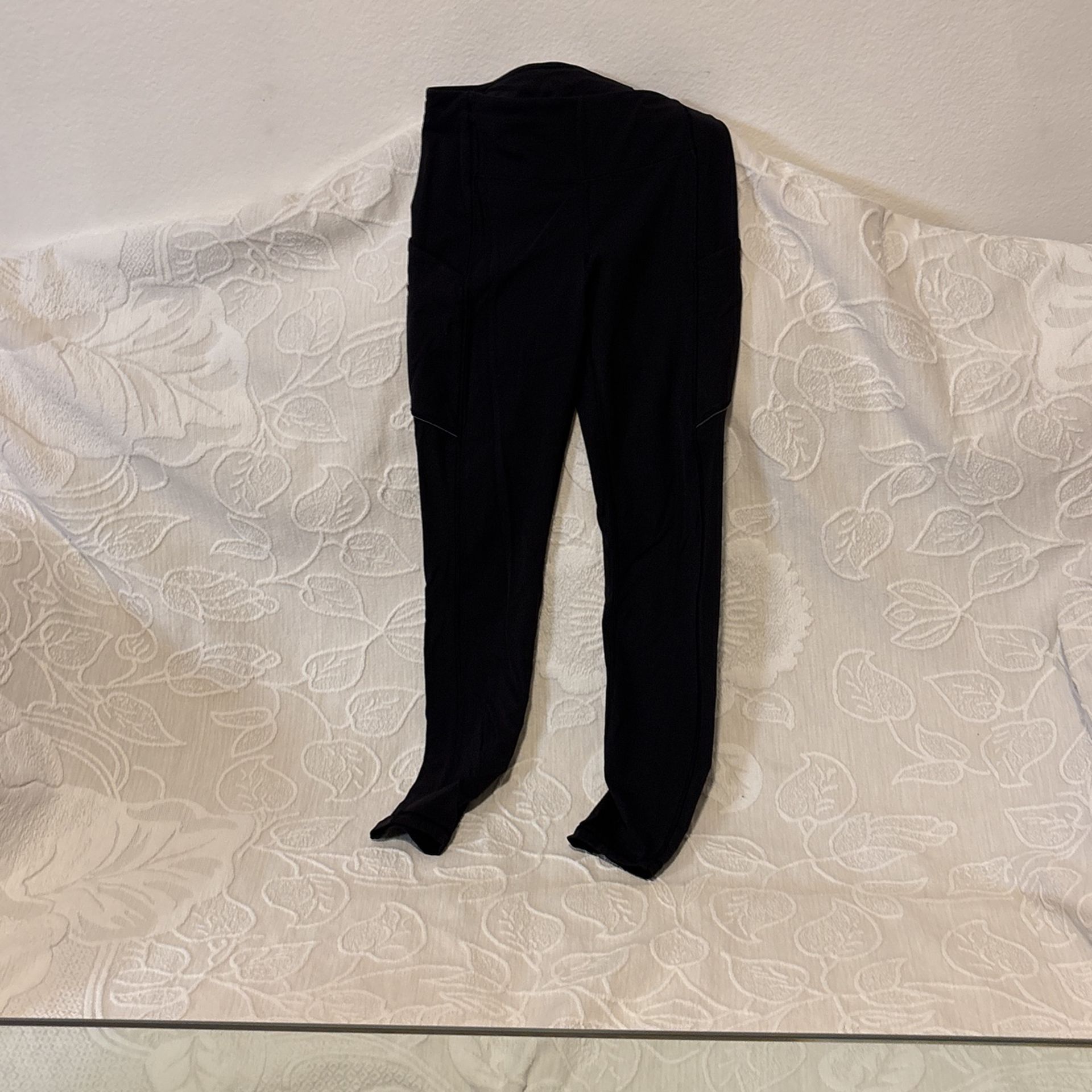 Black color, legging size small