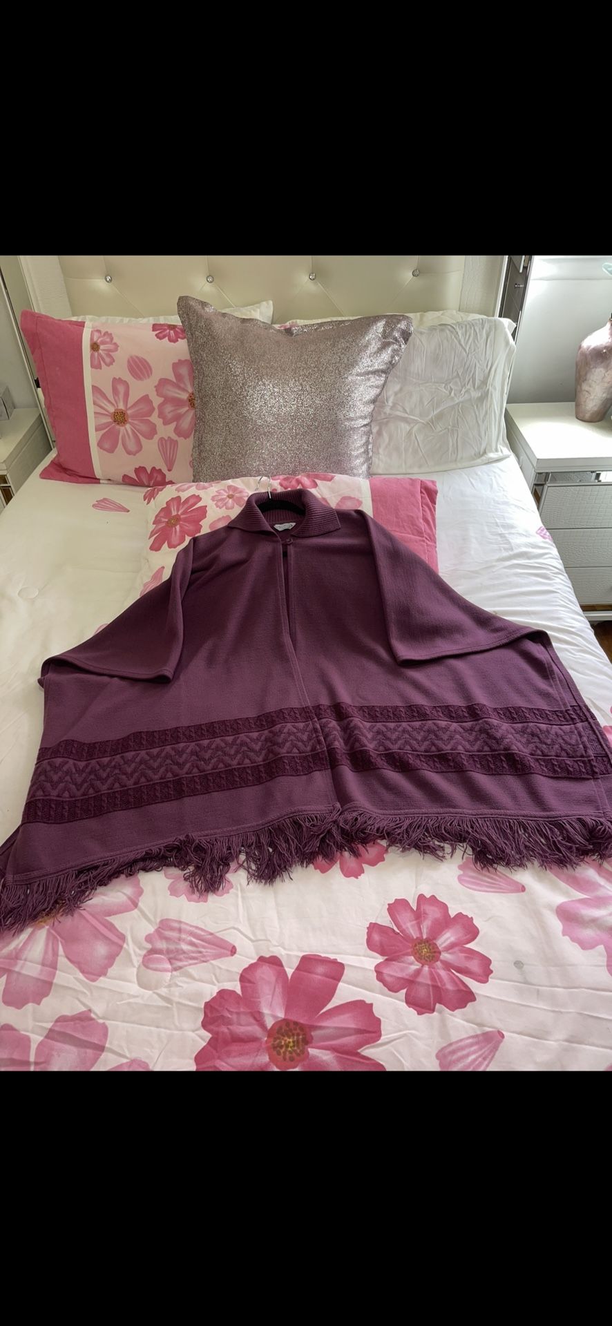 Tejidos 🧶Ximenita , Poncho One Size, Perfect Conditions , Very good quality.