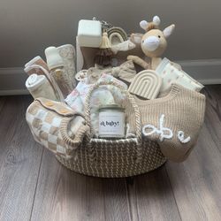 Luxury Neutral Baby Girl Basket 