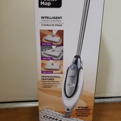 SHARK Pro Steam Pocket Mop BRAND NEW 