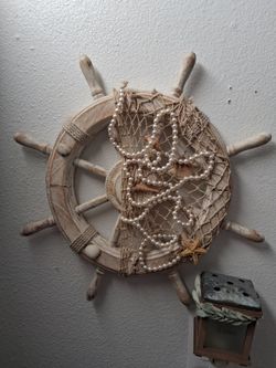 Wall decor, ocean, wooden, wheel.