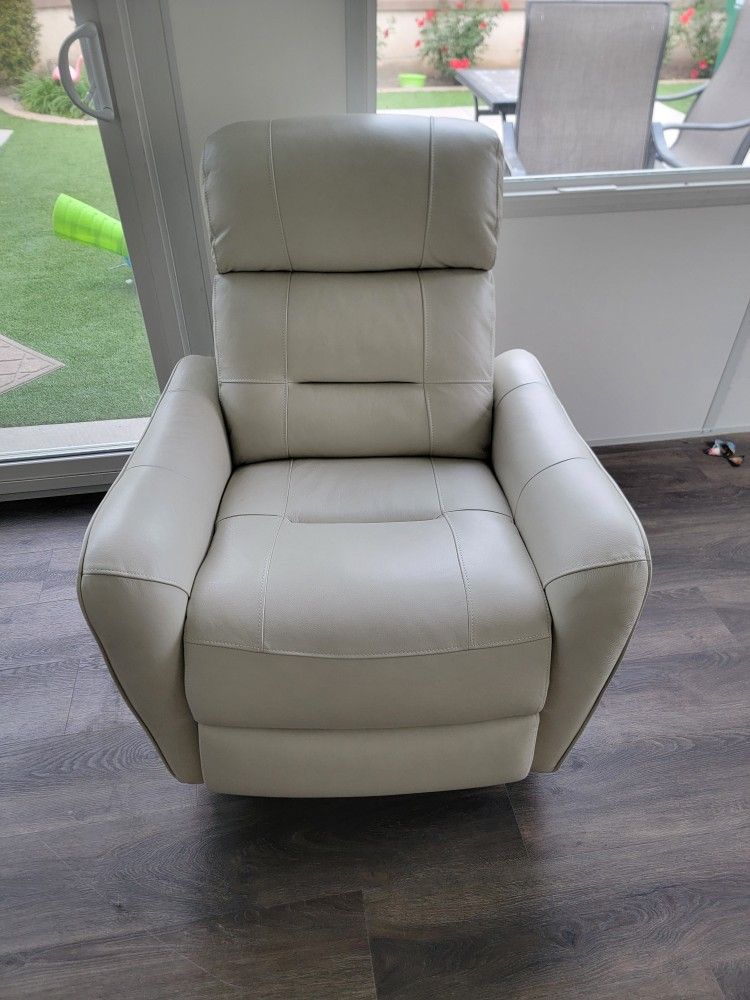 Cici Pearl Leather Power Rocker Recliner