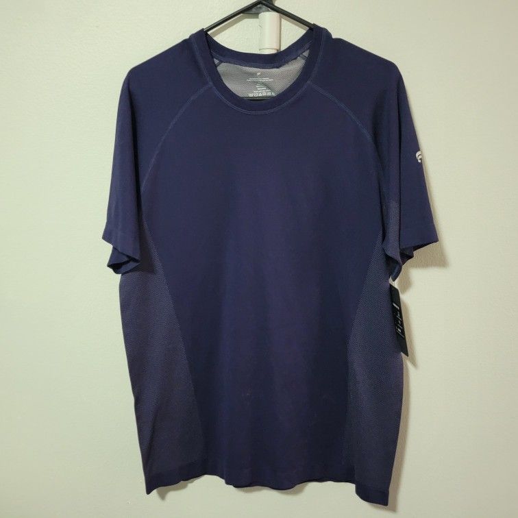 Fabletics Men's Tee Athletic Cut (Size L)