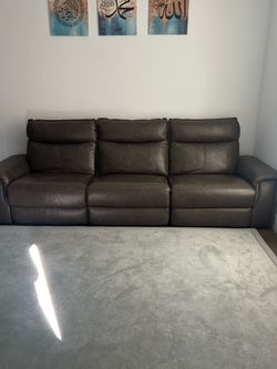 110" Modern & Contemporary Top Grain Leather Power Reclining Sofa with Headrests, Integrated USB Charging Ports, Space-Saving Wall-Hugger Design