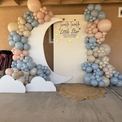 Balloon Garland Setup 