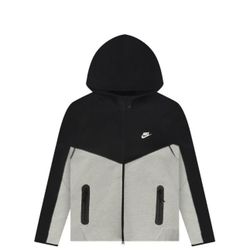 Adult men’s Large nike tech