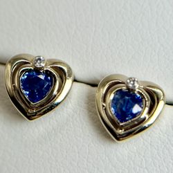 NWOT 9K Yellow Gold Heart 0.315ct Sapphire with 0.01ct Diamond Earrings,Stud
