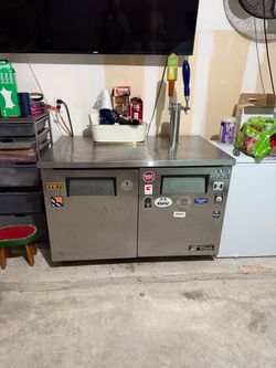 True Stainless Steel Kegerator with Draft Tower