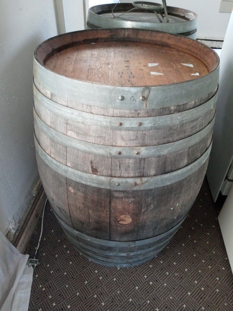 Wine Barrel. 