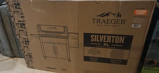 Traeger silverton XL grill