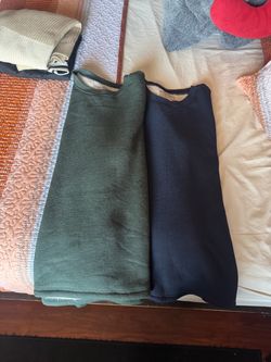 Men’s Plus, All Set of 4, Sweaters Size XXL, Used Good Condition