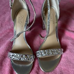 Silver Heels 