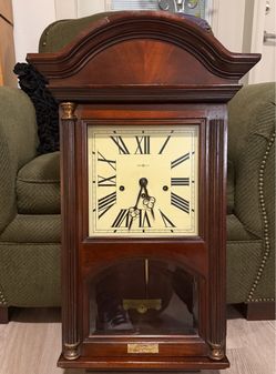 HOWARD MILLER CLOCK