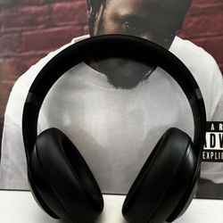 Beats Studio Pro
