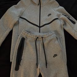 Nike tech Mens