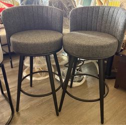 2 x Gray Swivel Bar Stools, 28" Seat Height, Modern Design Upholstered Barstools with Back and Footrest, Metal Legs, Suitable for Kitchen Island, Coun