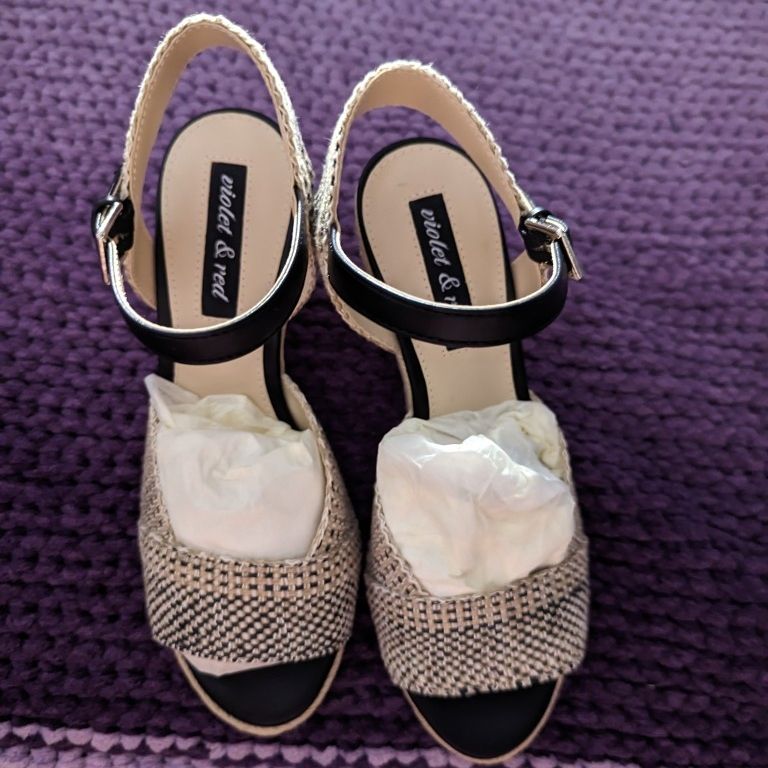 Violet and Red Wedge Heel Shoes for Sale in Honolulu, HI - OfferUp