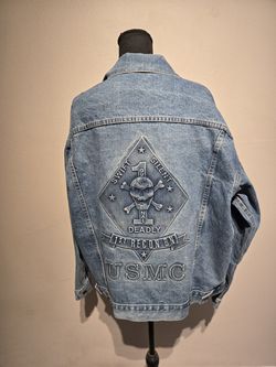 VINTAGE USMC  SWIFT SILENT  DEADLY DENIM JACKET  MBOSSED SIZE LARGE