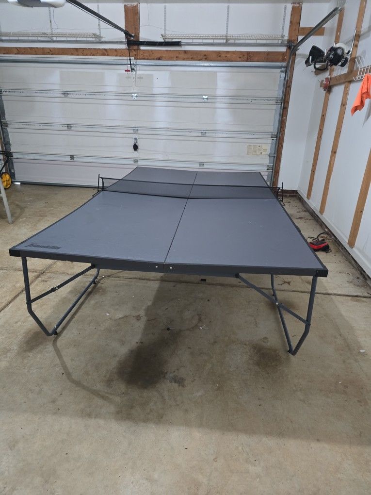 Pingpong Table