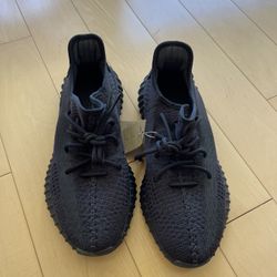 Yeezy 350 V2 Onyx 10.5