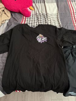 mix of clothes just ask for prices offer