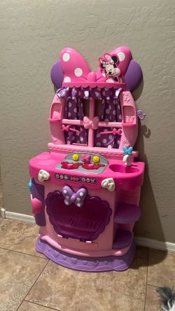 Minnie Mouse Kitchen 