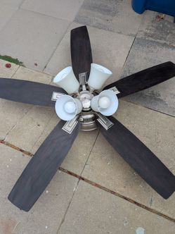 Ceiling Fan, 52 in span, with 4 lights