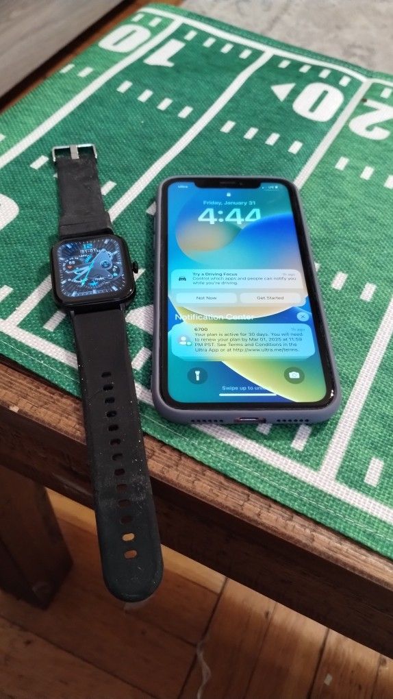 Iphone & Apple Watch