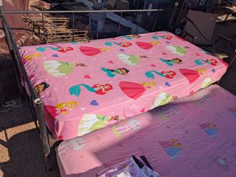 TRUNDLE BED (DAYBED) TWIN SIZE 