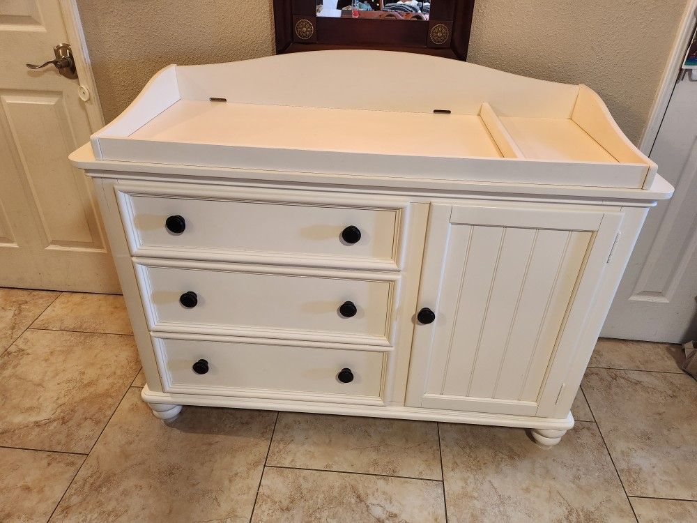 Changing Table