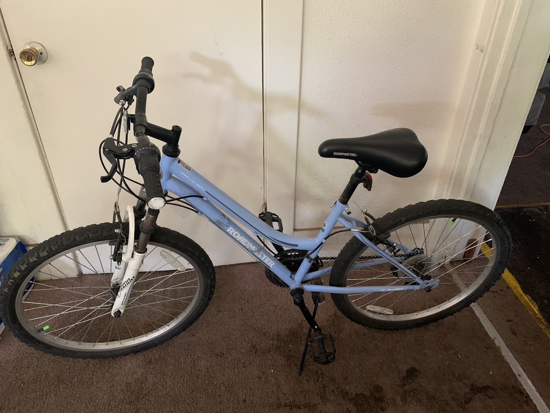 Roadmaster Granite Peak swooshy Girls Bike