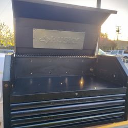 Husky 4 Drawer Top Tool Box. Heavy Duty. Has Some Over  Spray Paint White In Some Areas. No Key Broken Key Cylinder 