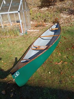 16 Foot Mad River Explorer Royalex Touring Canoe 