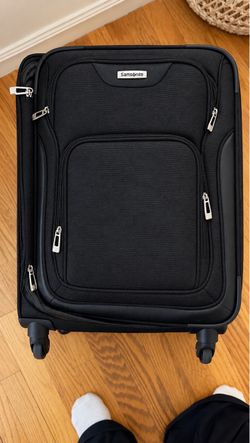 Samsonite Carry-On Suitcase – Cabin Size