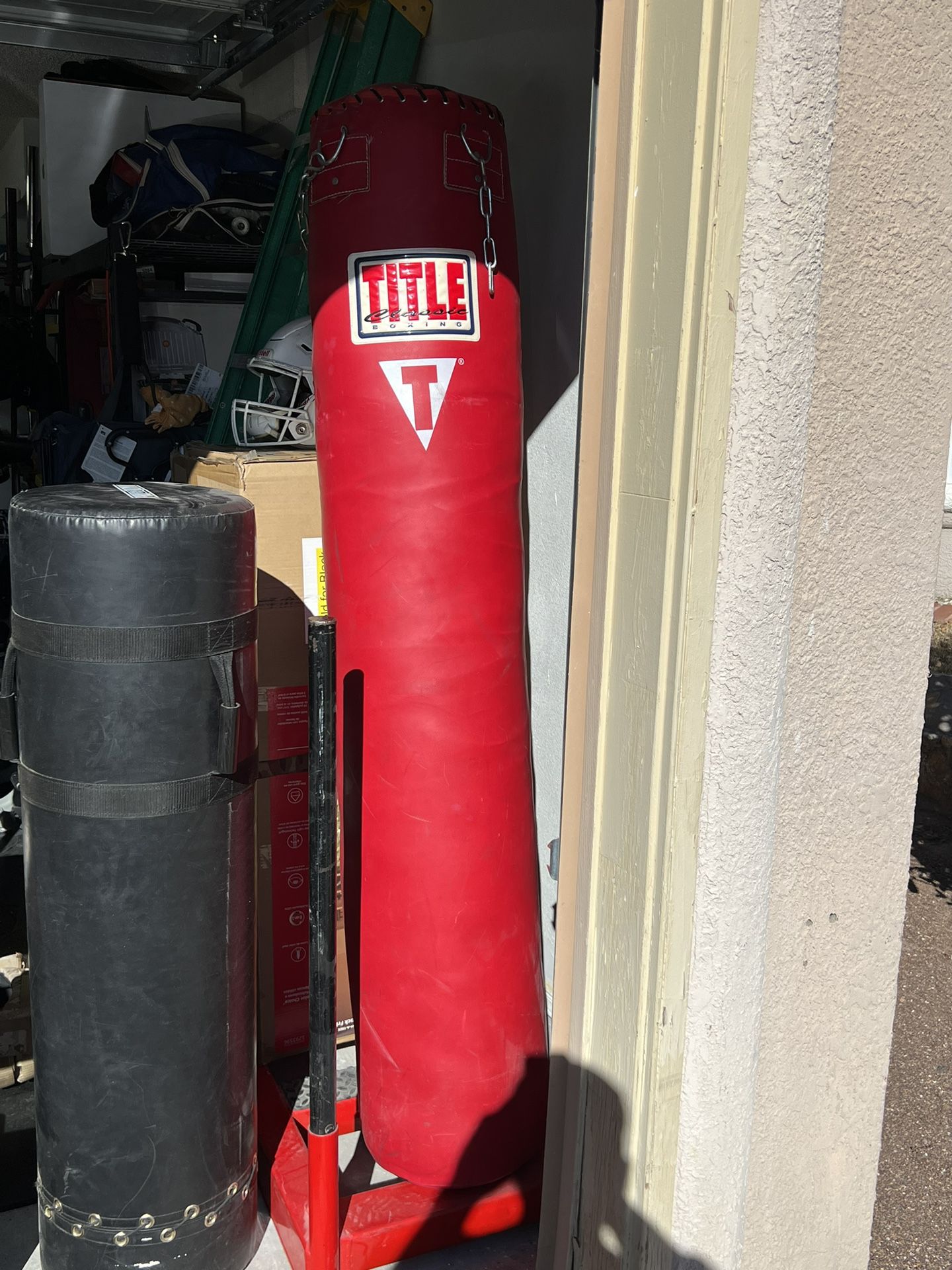 Title Punching Bag w/ Steel 8.5ft Stand 