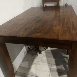 Dining Table And Chairs 